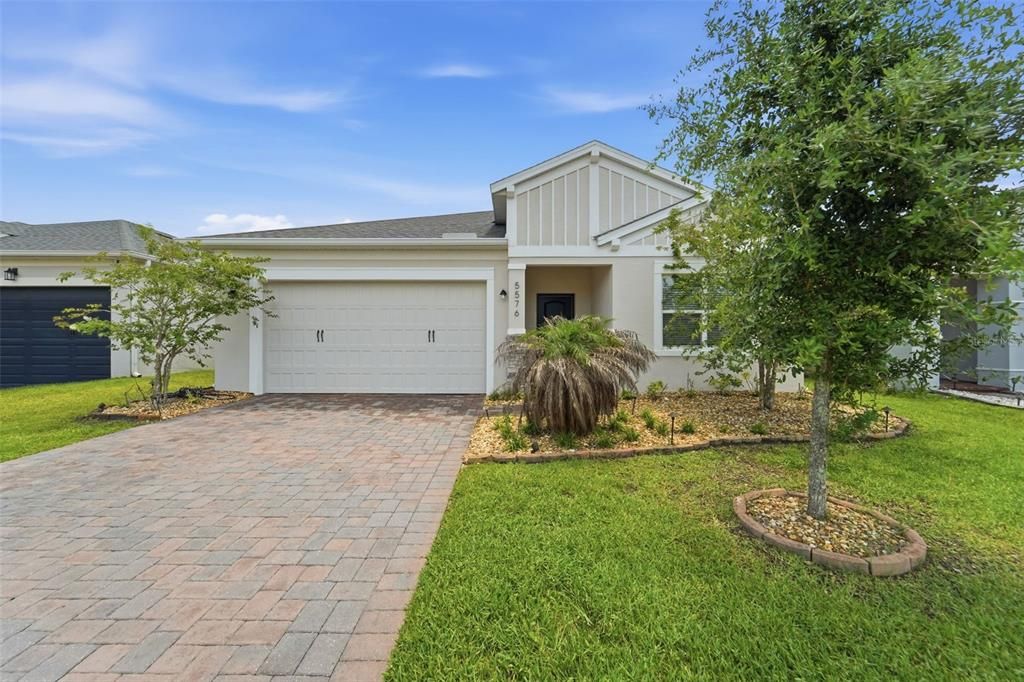 For Sale: $390,000 (4 beds, 2 baths, 1896 Square Feet)