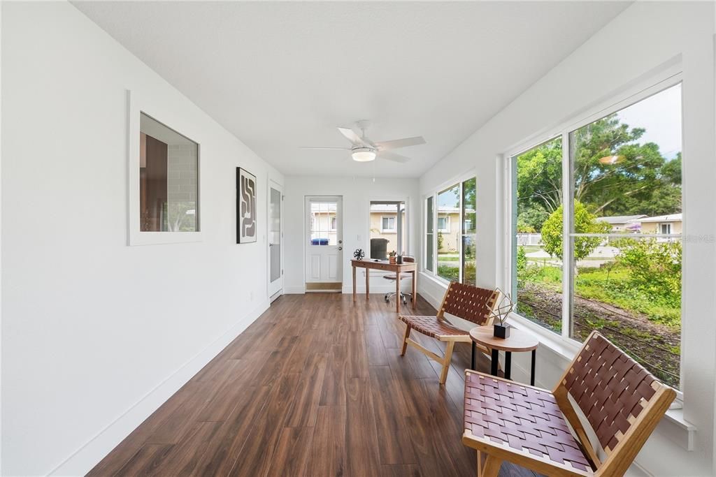 For Sale: $699,000 (3 beds, 4 baths, 2825 Square Feet)