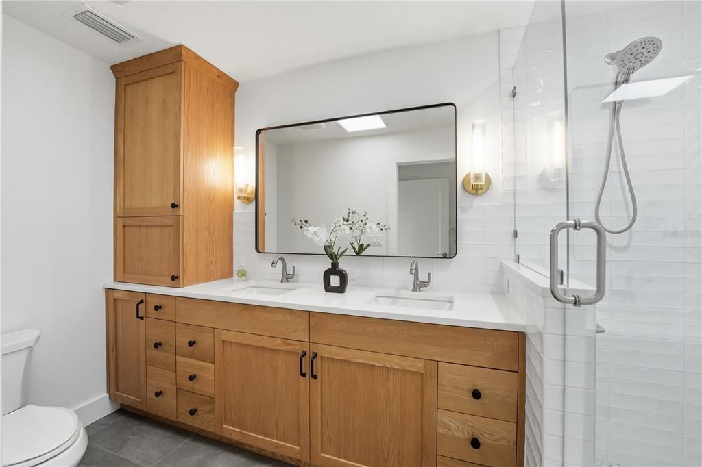 For Sale: $699,000 (3 beds, 4 baths, 2825 Square Feet)