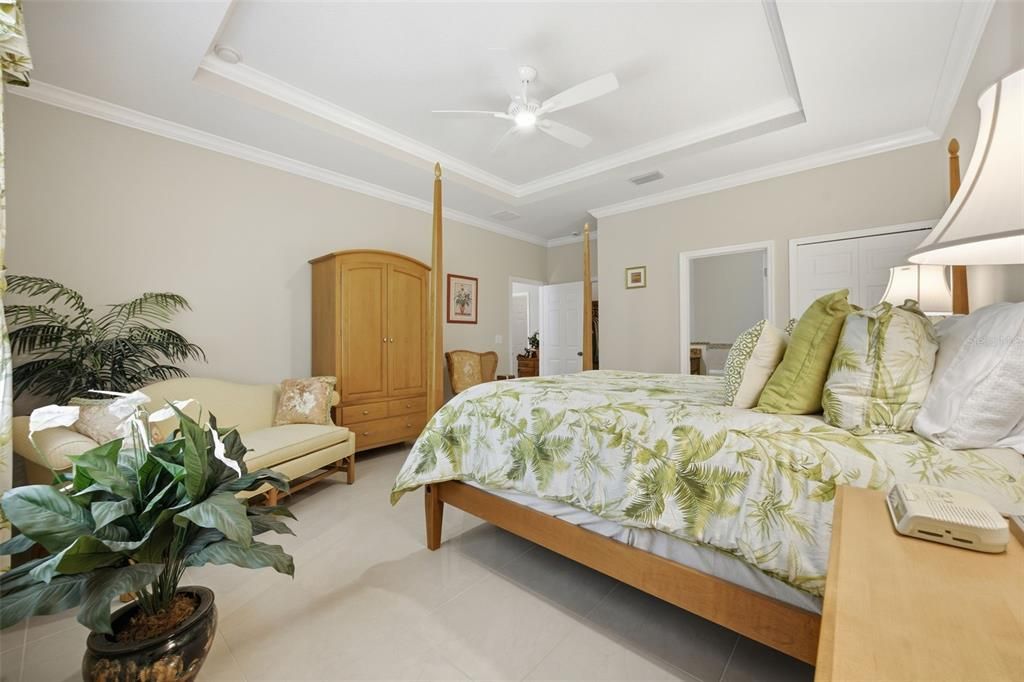 For Sale: $459,900 (3 beds, 2 baths, 1670 Square Feet)
