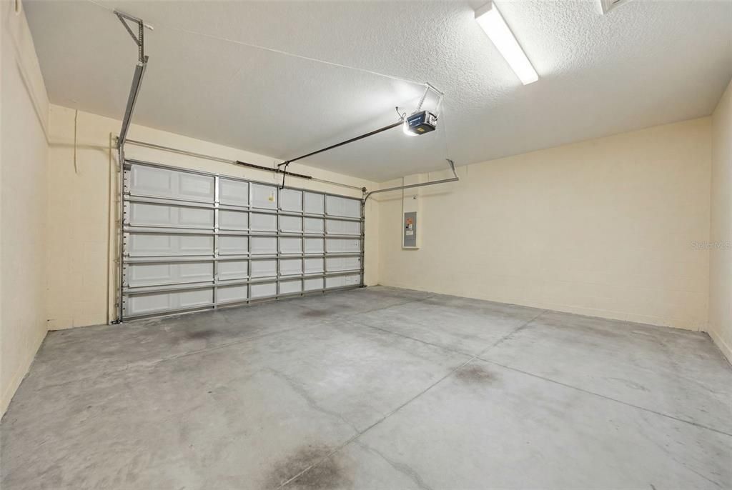 For Sale: $459,900 (3 beds, 2 baths, 1670 Square Feet)