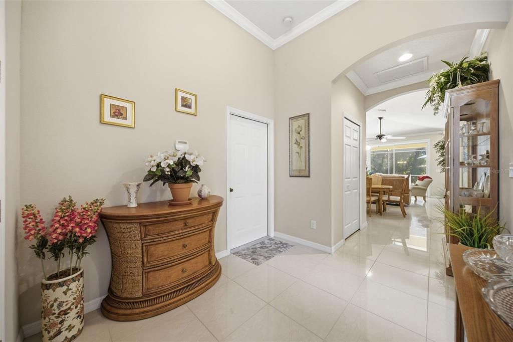 For Sale: $459,900 (3 beds, 2 baths, 1670 Square Feet)