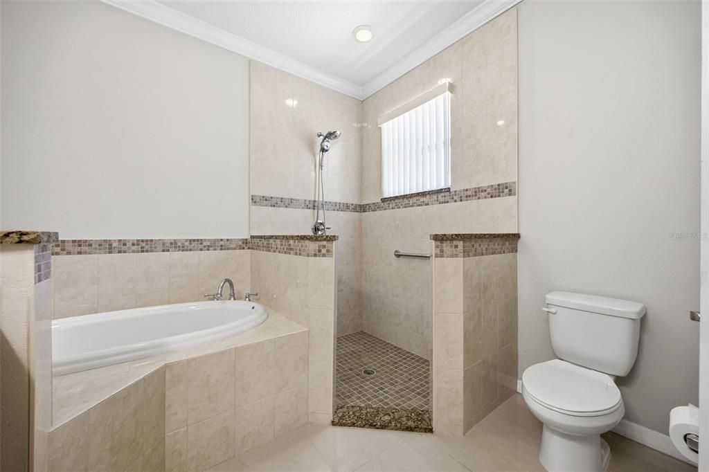 For Sale: $459,900 (3 beds, 2 baths, 1670 Square Feet)