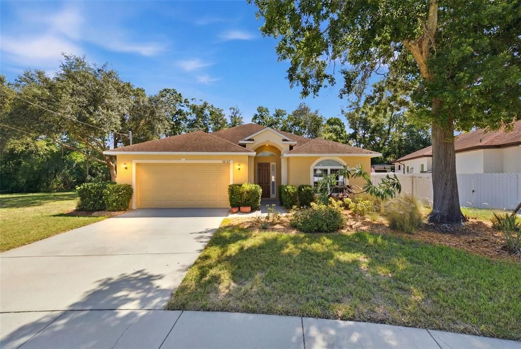 For Sale: $459,900 (3 beds, 2 baths, 1670 Square Feet)