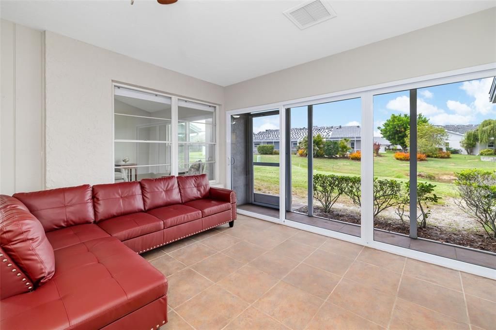 Activo con contrato: $225,000 (2 camas, 2 baños, 1379 Pies cuadrados)