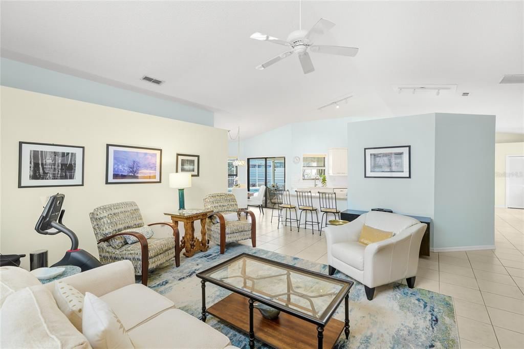 For Sale: $500,000 (3 beds, 2 baths, 2308 Square Feet)