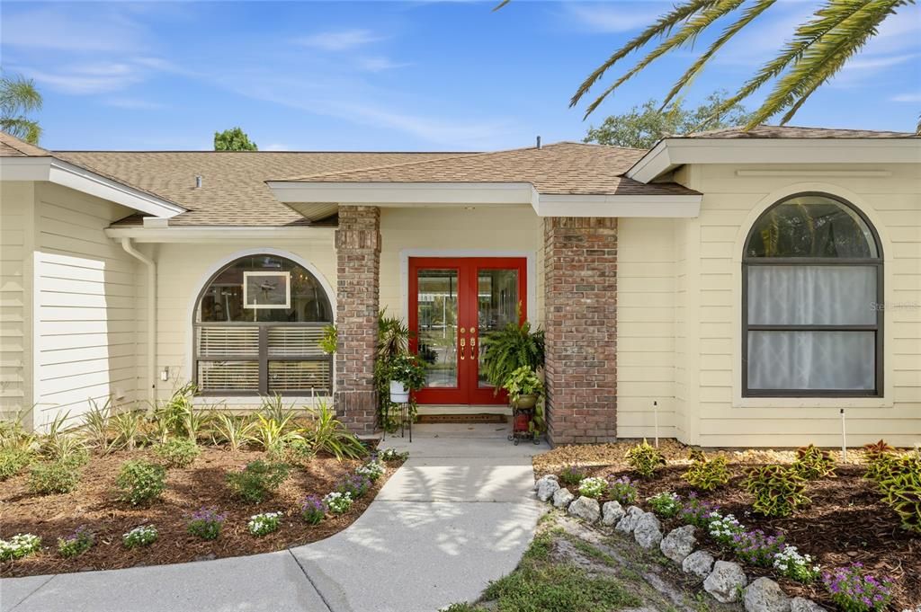 For Sale: $500,000 (3 beds, 2 baths, 2308 Square Feet)