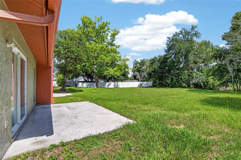 For Rent: $2,450 (3 beds, 2 baths, 1718 Square Feet)
