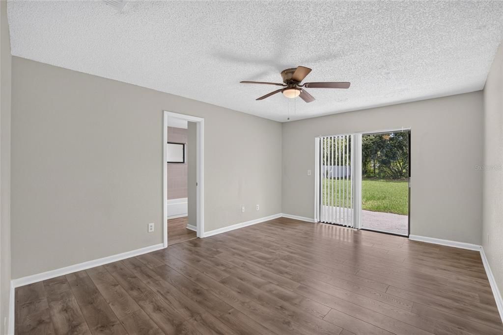 For Rent: $2,450 (3 beds, 2 baths, 1718 Square Feet)