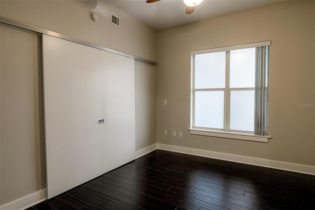 For Rent: $2,750 (2 beds, 2 baths, 1230 Square Feet)
