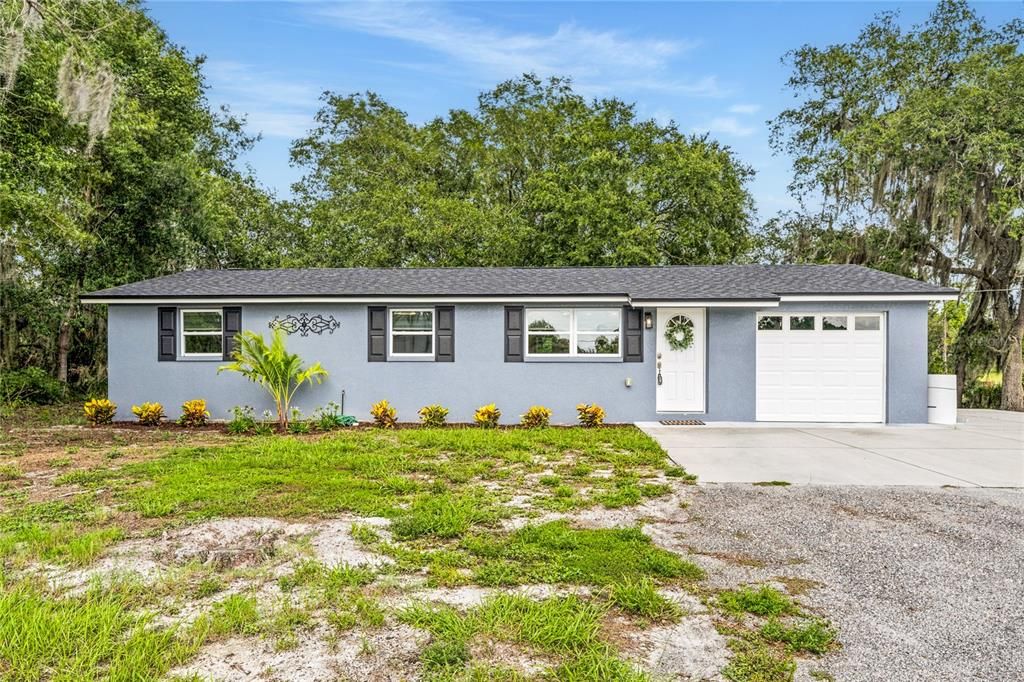 For Sale: $395,000 (3 beds, 2 baths, 1040 Square Feet)
