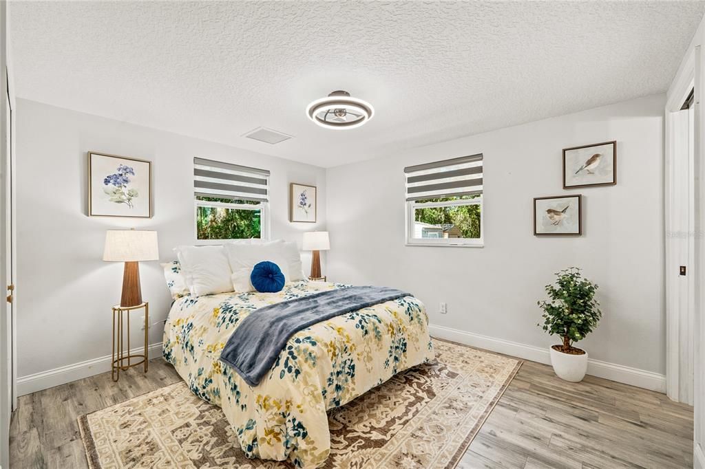 For Sale: $395,000 (3 beds, 2 baths, 1040 Square Feet)