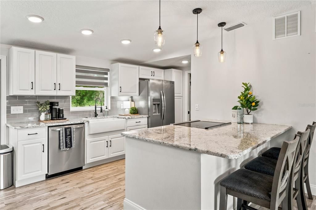 For Sale: $395,000 (3 beds, 2 baths, 1040 Square Feet)