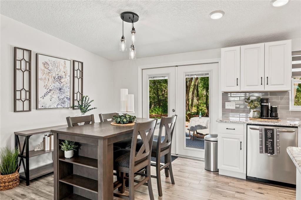 For Sale: $395,000 (3 beds, 2 baths, 1040 Square Feet)