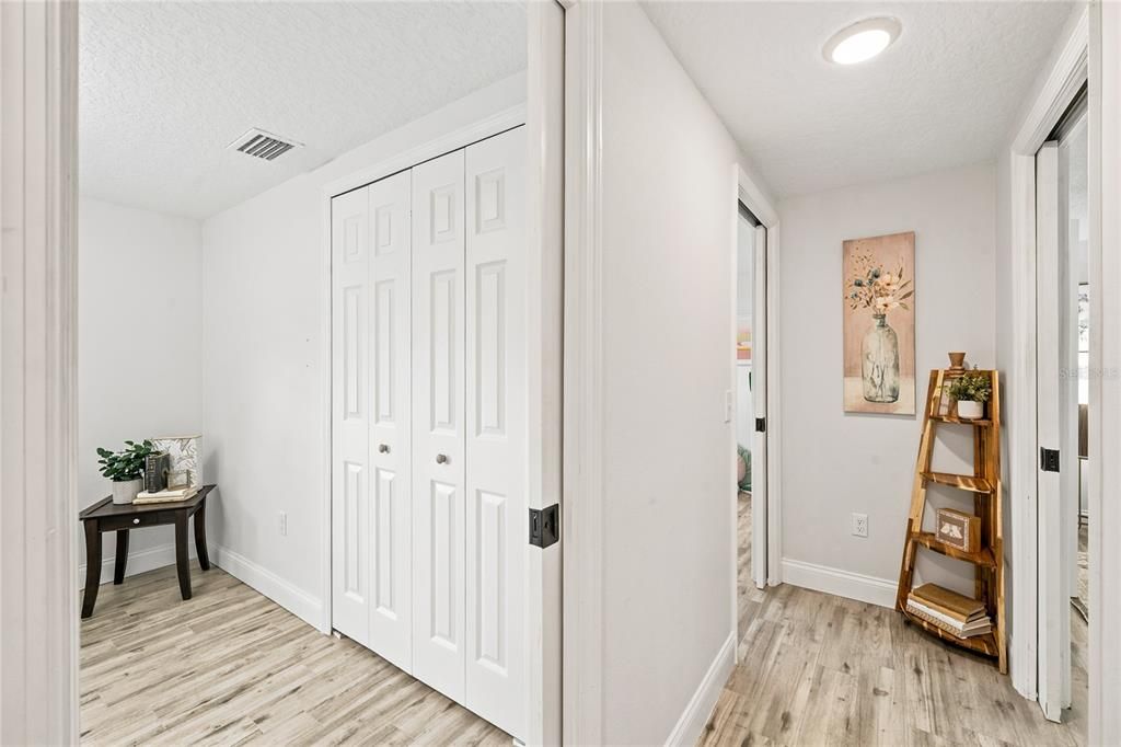 For Sale: $395,000 (3 beds, 2 baths, 1040 Square Feet)