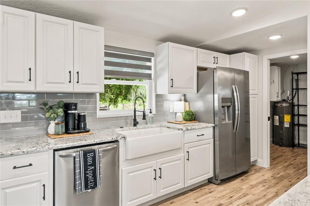 For Sale: $395,000 (3 beds, 2 baths, 1040 Square Feet)