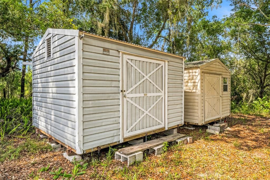 For Sale: $395,000 (3 beds, 2 baths, 1040 Square Feet)