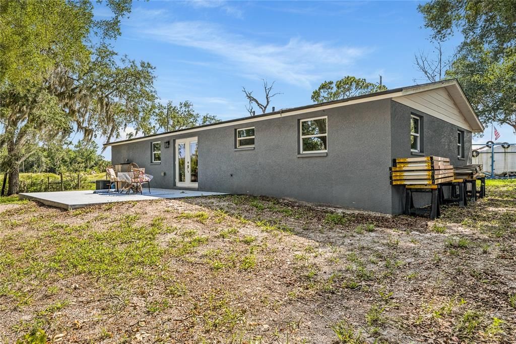 For Sale: $395,000 (3 beds, 2 baths, 1040 Square Feet)