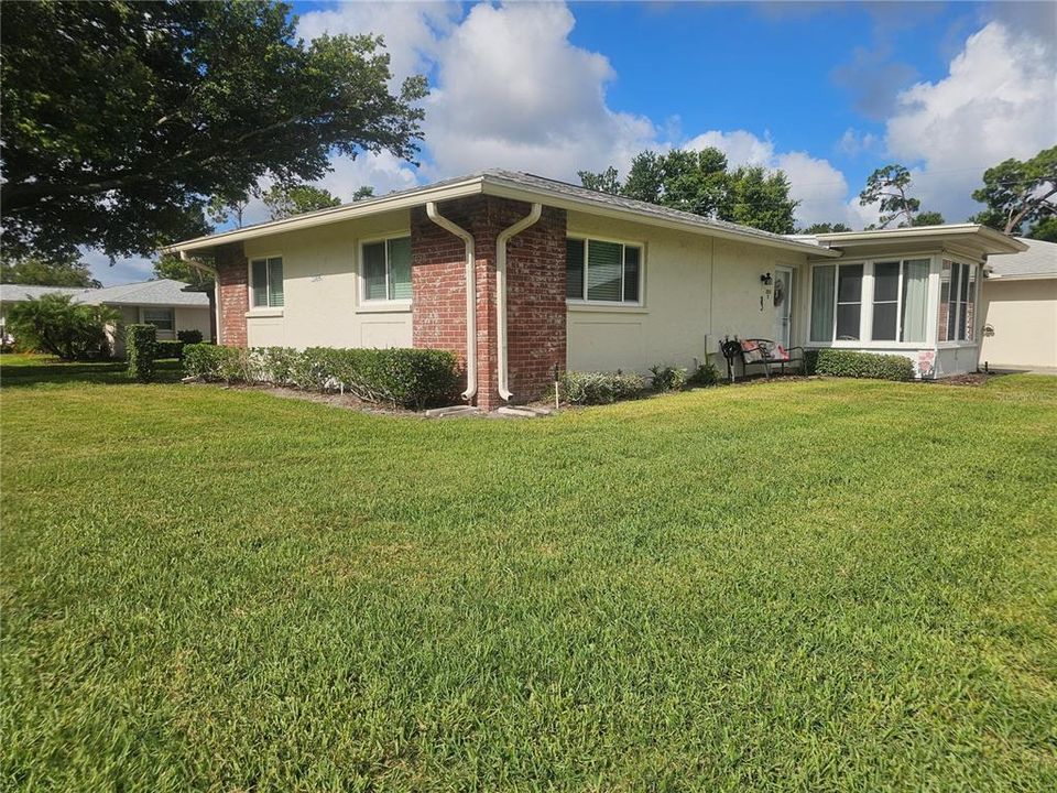 En Venta: $189,000 (2 camas, 2 baños, 1000 Pies cuadrados)