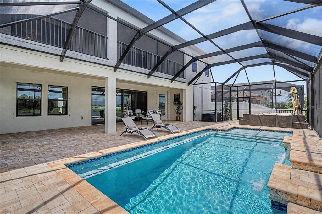 En Venta: $825,000 (5 camas, 4 baños, 4219 Pies cuadrados)