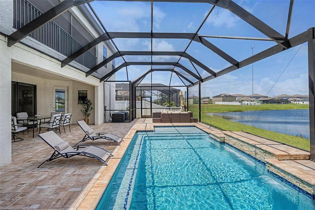 En Venta: $825,000 (5 camas, 4 baños, 4219 Pies cuadrados)