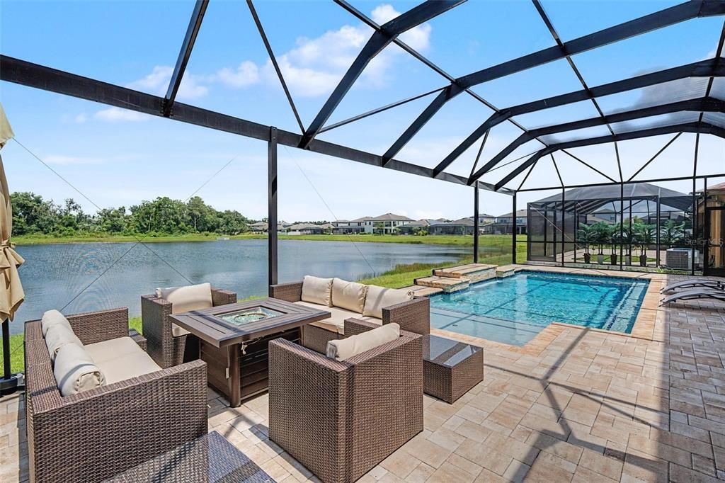 En Venta: $825,000 (5 camas, 4 baños, 4219 Pies cuadrados)
