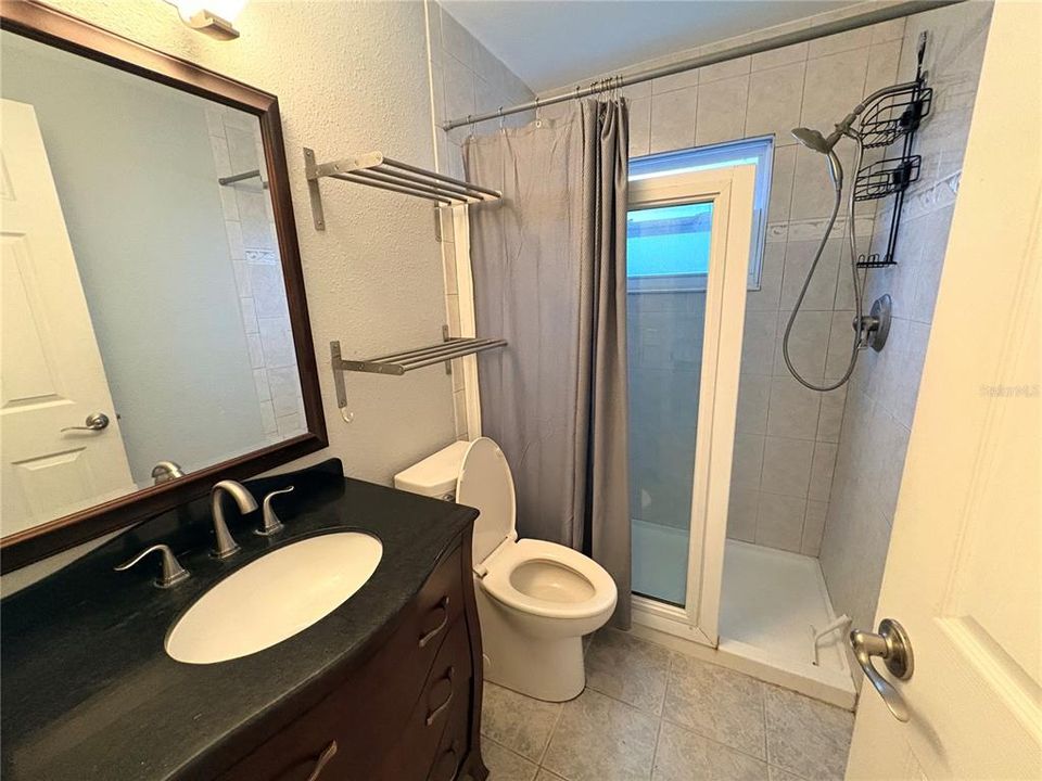 En Renta: $1,350 (1 camas, 1 baños, 700 Pies cuadrados)