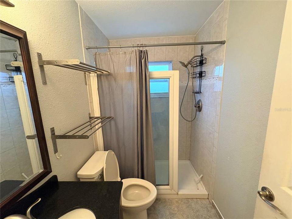En Renta: $1,350 (1 camas, 1 baños, 700 Pies cuadrados)