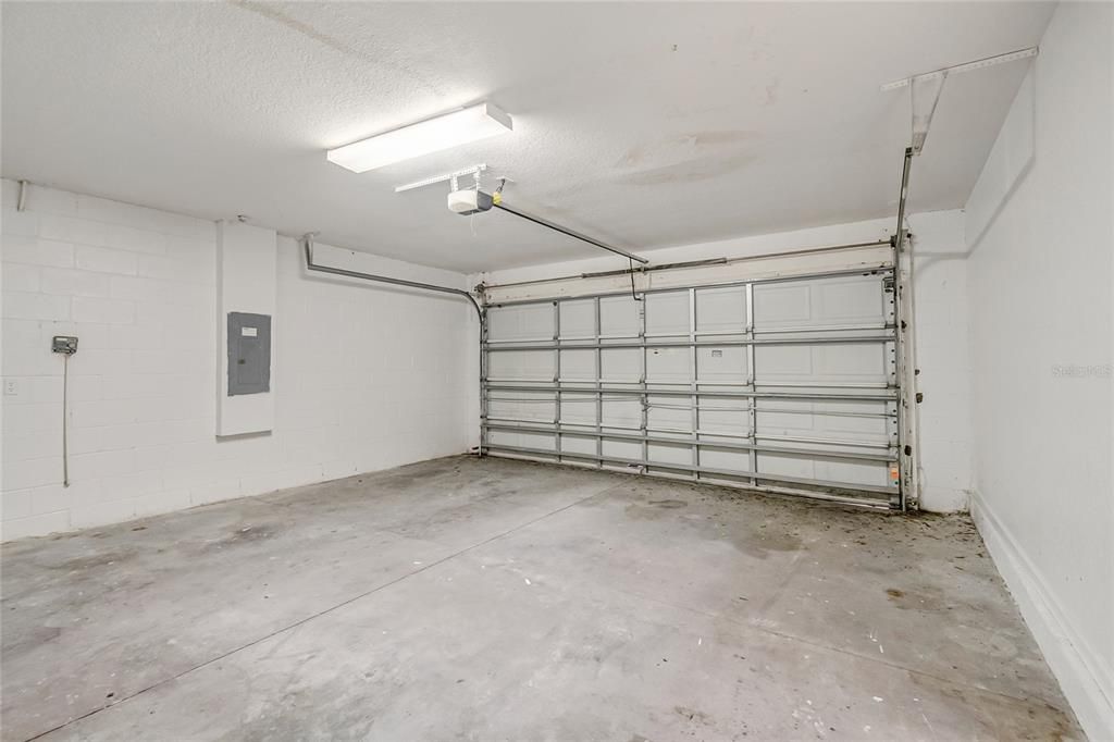 En Venta: $298,500 (3 camas, 2 baños, 2169 Pies cuadrados)