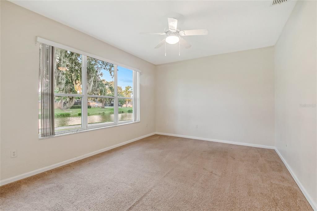 En Venta: $298,500 (3 camas, 2 baños, 2169 Pies cuadrados)