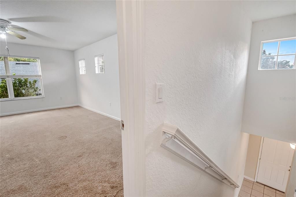 En Venta: $298,500 (3 camas, 2 baños, 2169 Pies cuadrados)