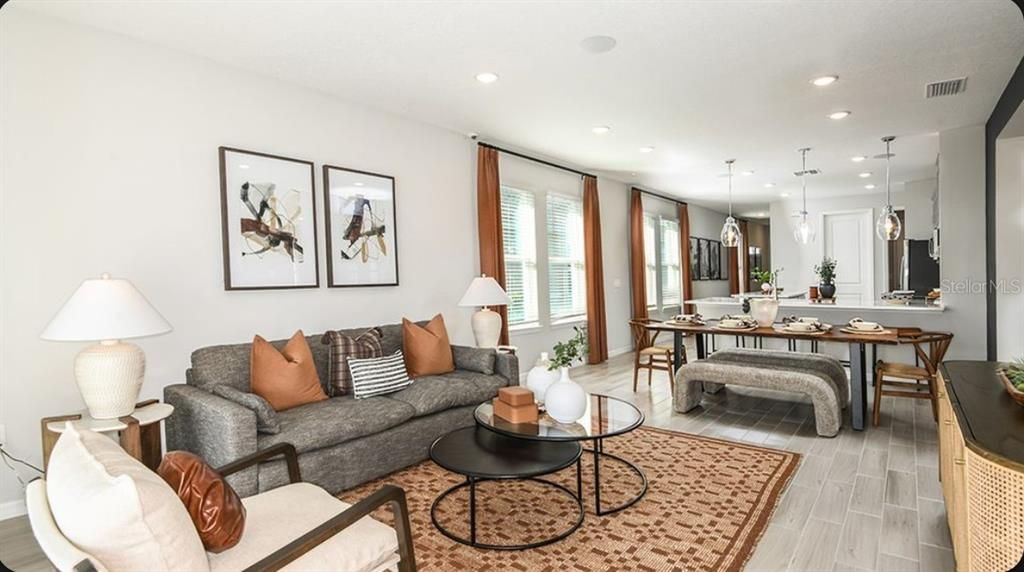 En Venta: $442,241 (4 camas, 2 baños, 1790 Pies cuadrados)