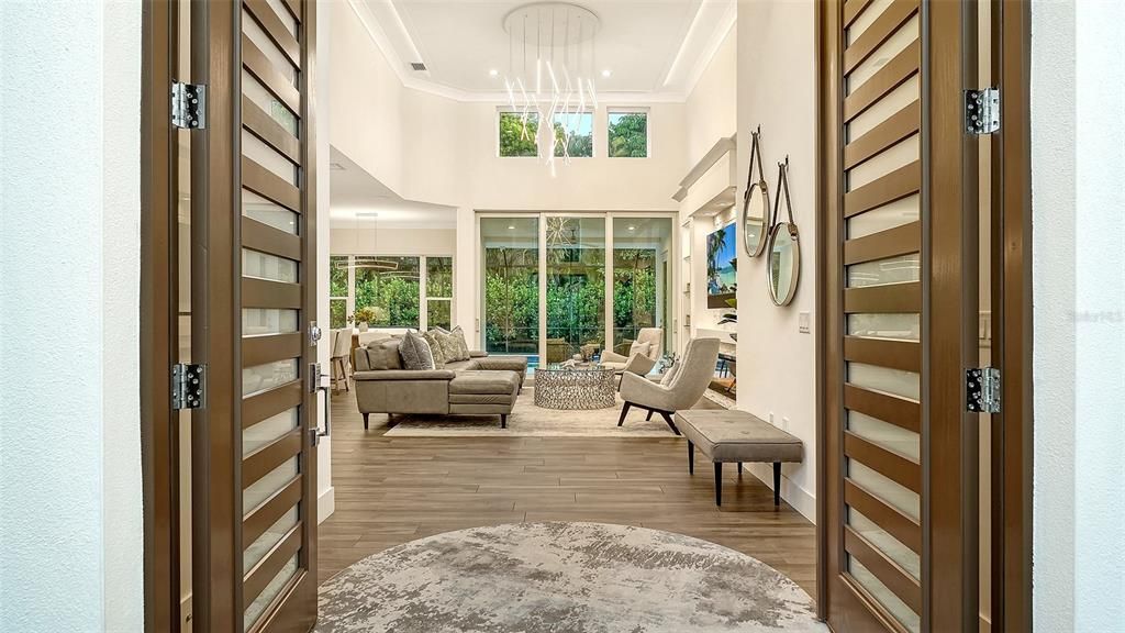 En Venta: $3,295,000 (4 camas, 3 baños, 3230 Pies cuadrados)
