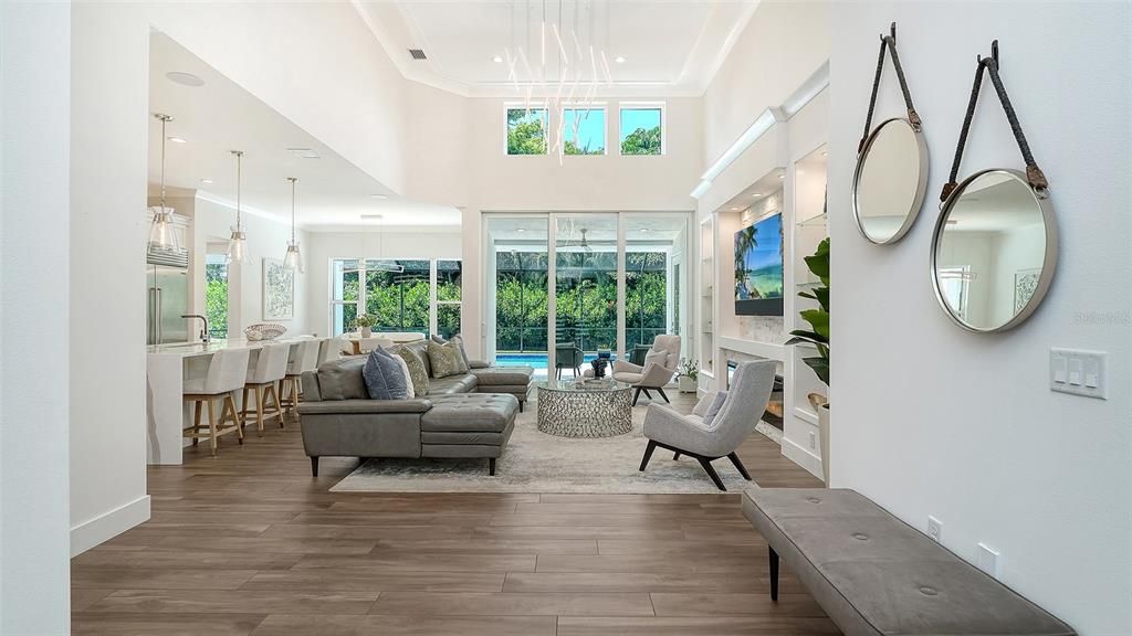 En Venta: $3,295,000 (4 camas, 3 baños, 3230 Pies cuadrados)