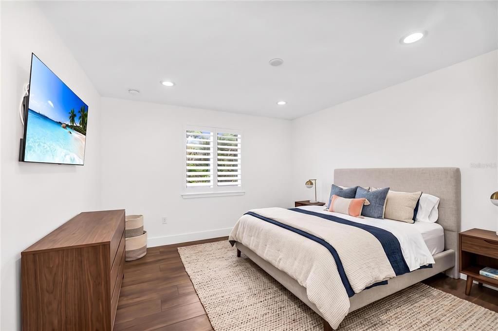 En Venta: $3,295,000 (4 camas, 3 baños, 3230 Pies cuadrados)