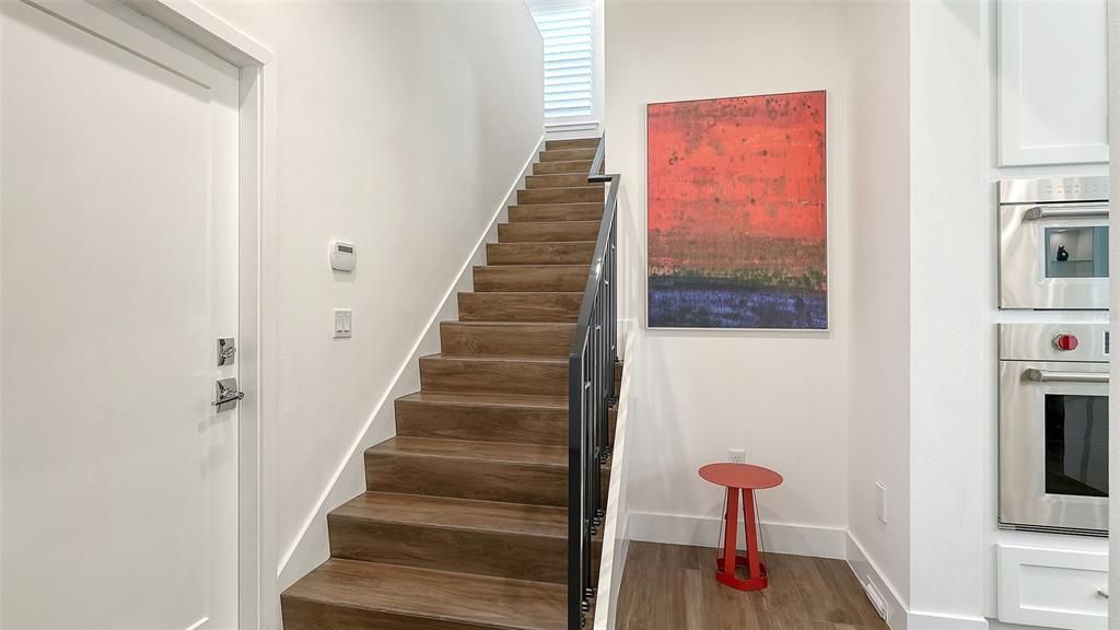 En Venta: $3,295,000 (4 camas, 3 baños, 3230 Pies cuadrados)
