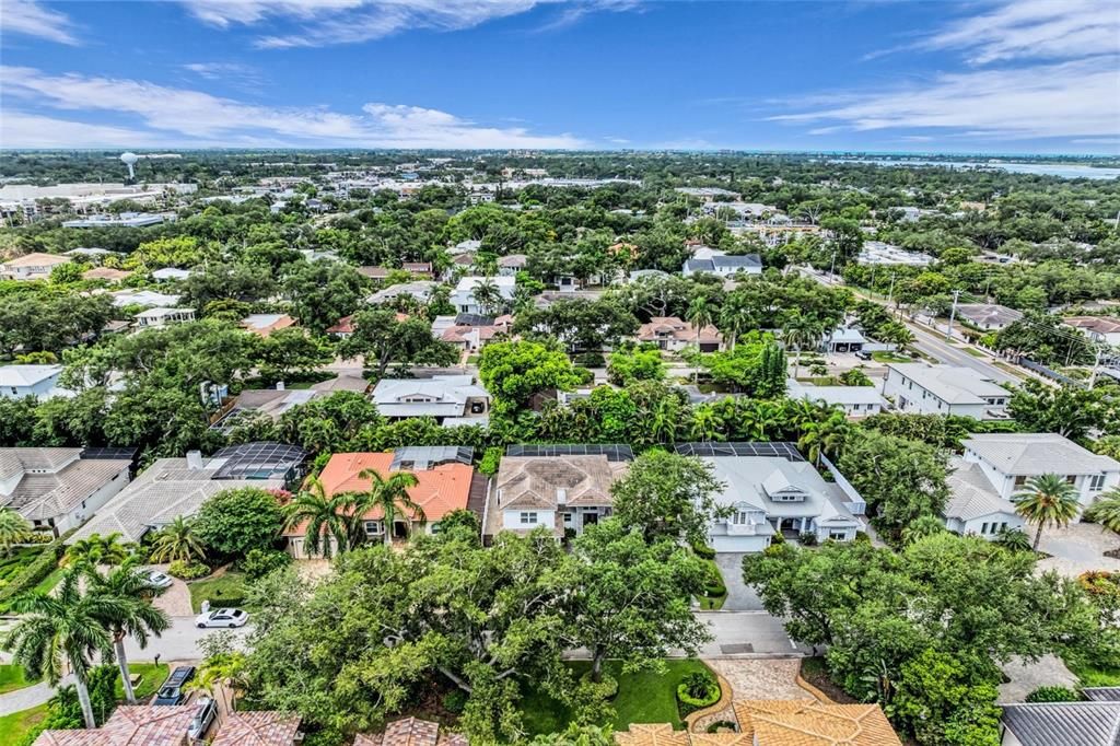 En Venta: $3,295,000 (4 camas, 3 baños, 3230 Pies cuadrados)