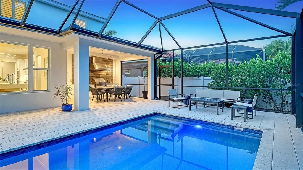 En Venta: $3,295,000 (4 camas, 3 baños, 3230 Pies cuadrados)