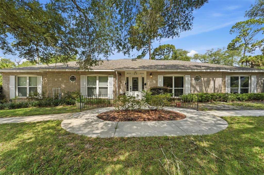 For Sale: $209,000 (2 beds, 2 baths, 1196 Square Feet)