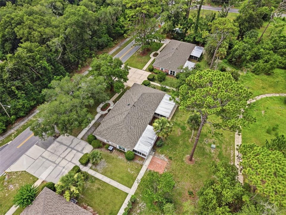 For Sale: $209,000 (2 beds, 2 baths, 1196 Square Feet)