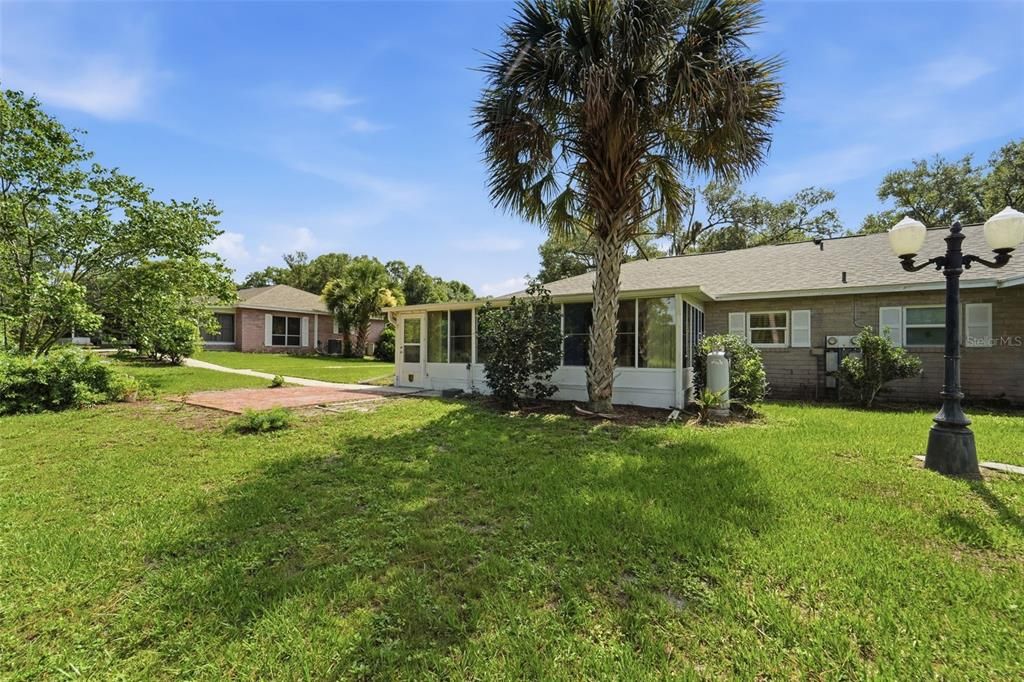 For Sale: $209,000 (2 beds, 2 baths, 1196 Square Feet)
