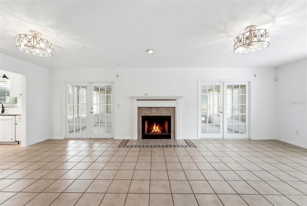 For Sale: $209,000 (2 beds, 2 baths, 1196 Square Feet)