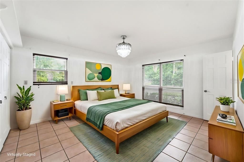 For Sale: $209,000 (2 beds, 2 baths, 1196 Square Feet)
