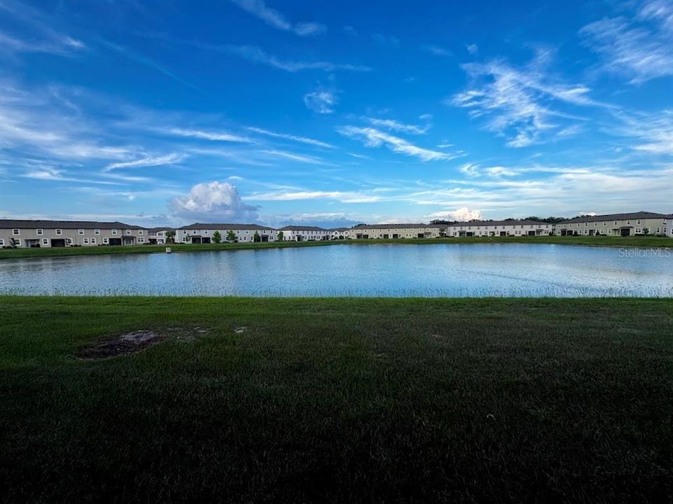 For Rent: $2,450 (4 beds, 2 baths, 2466 Square Feet)