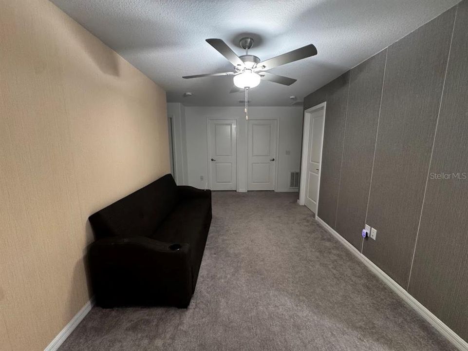 For Rent: $2,450 (4 beds, 2 baths, 2466 Square Feet)