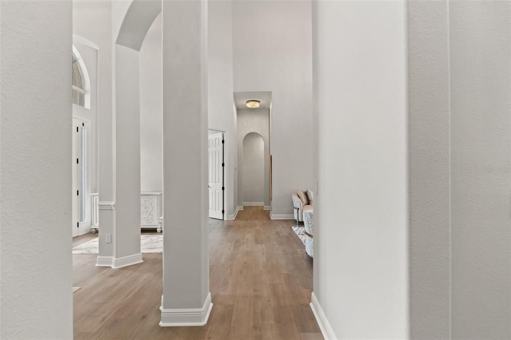 На продажу: $1,295,000 (5 спален, 5 ванн, 4123 Квадратных фут)