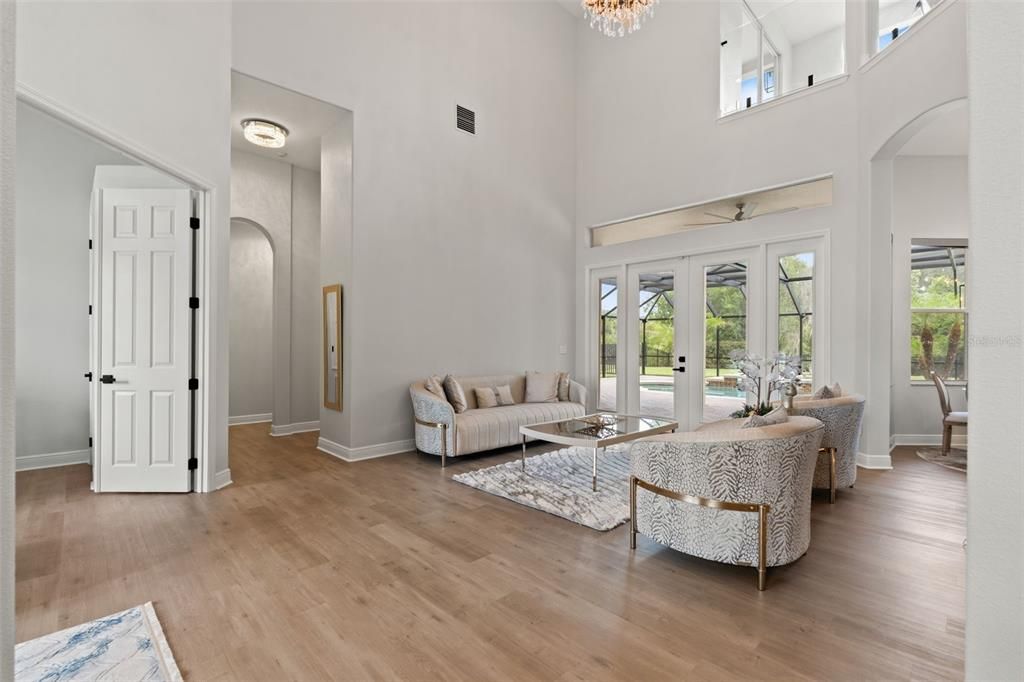 На продажу: $1,295,000 (5 спален, 5 ванн, 4123 Квадратных фут)