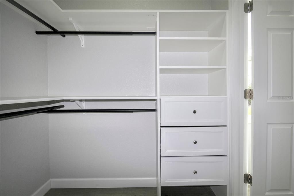 For Rent: $2,190 (3 beds, 2 baths, 1488 Square Feet)