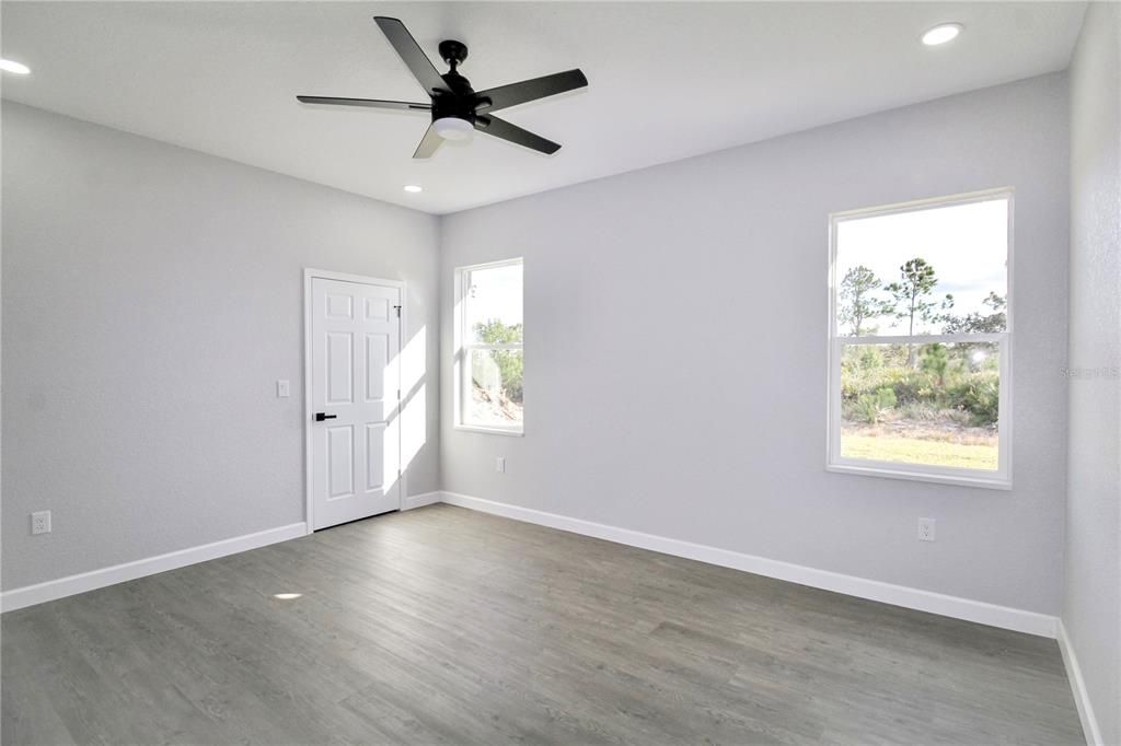 For Rent: $2,190 (3 beds, 2 baths, 1488 Square Feet)