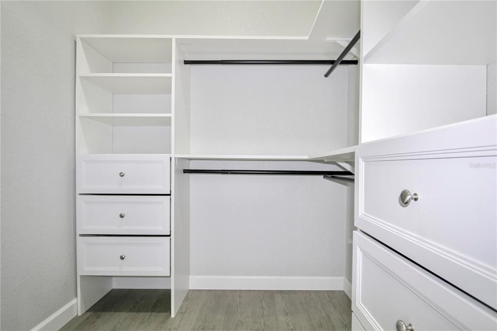 For Rent: $2,190 (3 beds, 2 baths, 1488 Square Feet)
